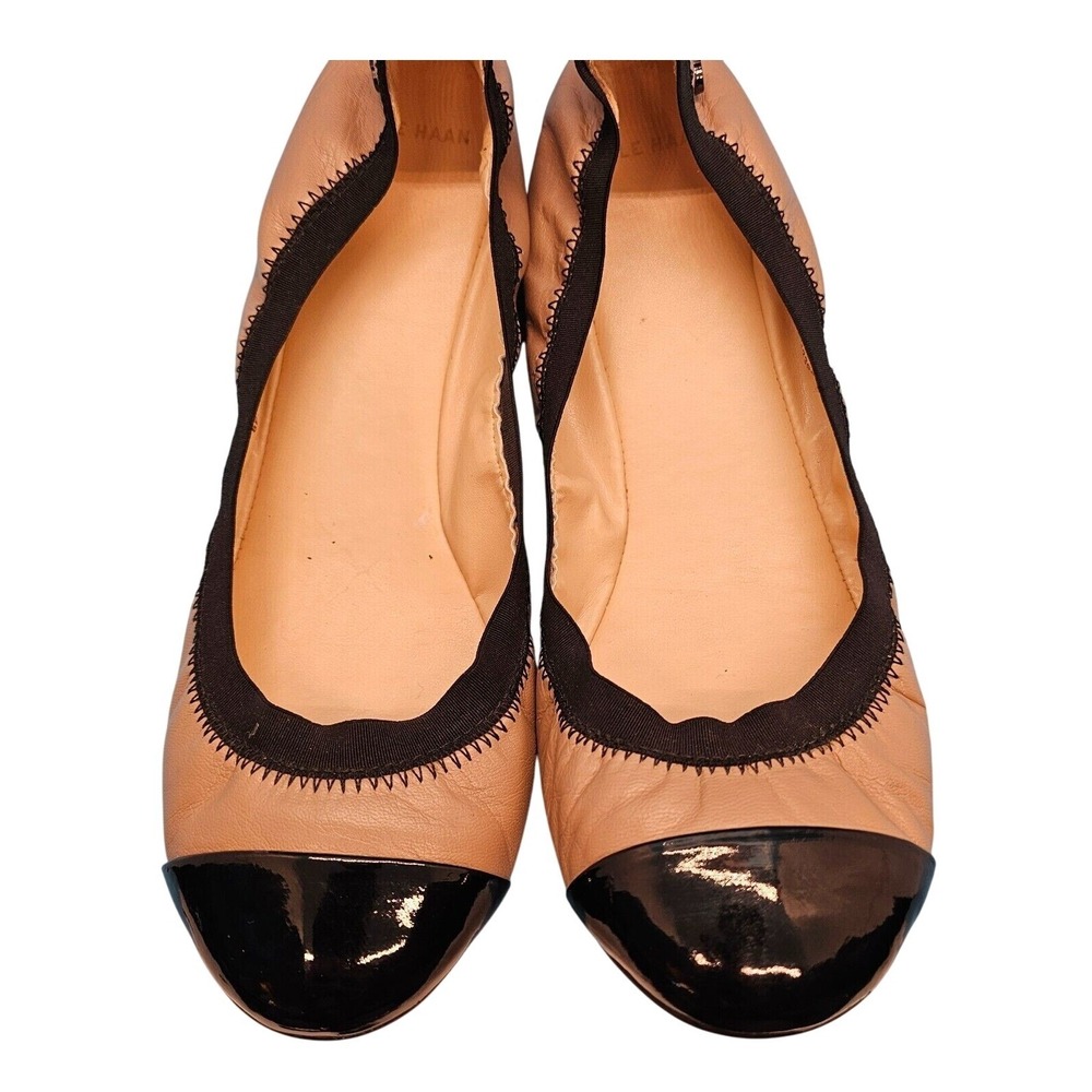 Cole‎ Haan 8B Tan Nude Scrunch Ballet Flats Black Cap Toe Career Comfort Logo
